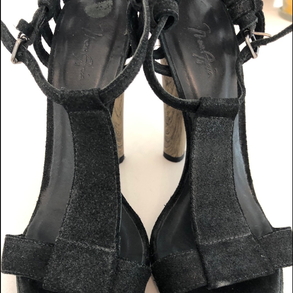 Max Azria - Picture 5 of 7